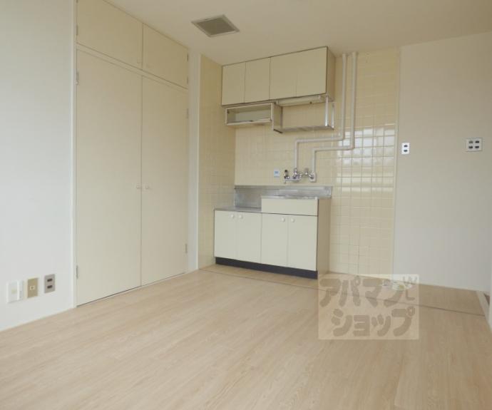 【岩倉中大鷺町マンション】間取