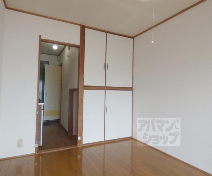 【ロイヤルコーポタカハラ】間取