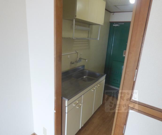 【ロイヤルコーポタカハラ】間取