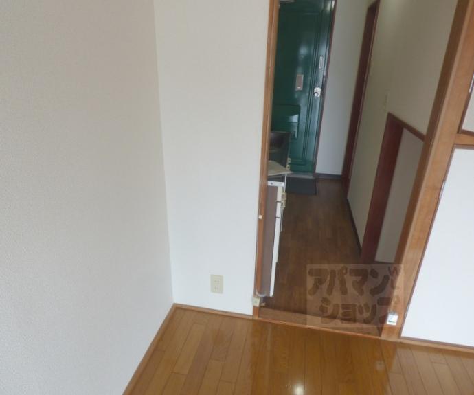 【ロイヤルコーポタカハラ】間取