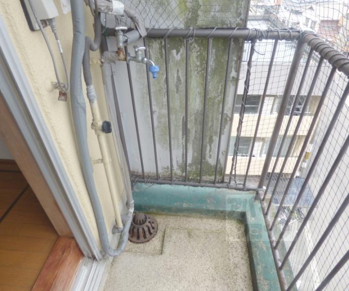 【ロイヤルコーポタカハラ】間取