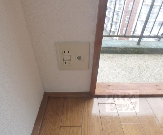 【ロイヤルコーポタカハラ】間取