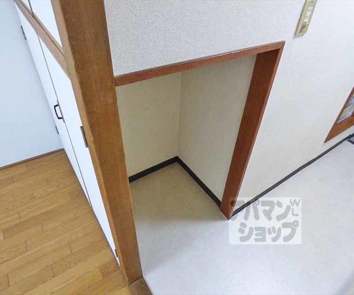 【ロイヤルコーポタカハラ】間取
