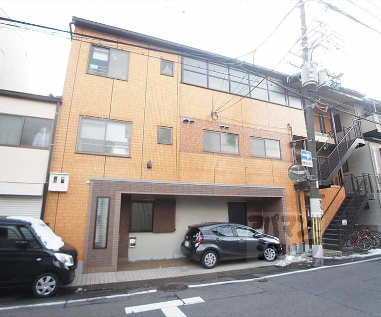 ファミール圭悠