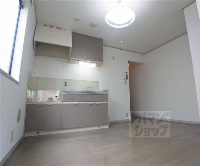 【コーポ岩倉】間取