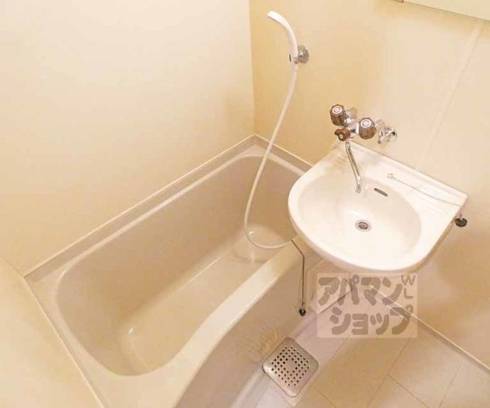 【川端二条丸美ビル】間取