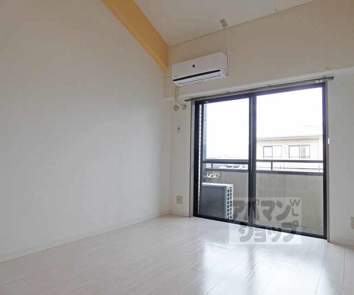 【川端二条丸美ビル】間取