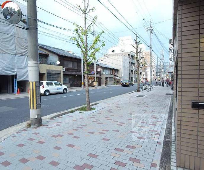 【川端二条丸美ビル】間取