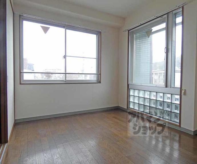 【アベニュー77】間取