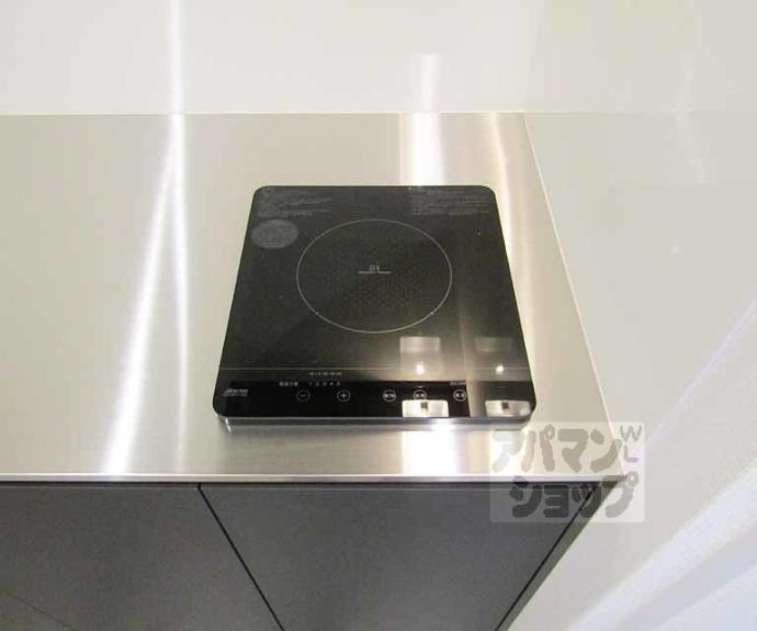 【ファミリエ北白川】間取