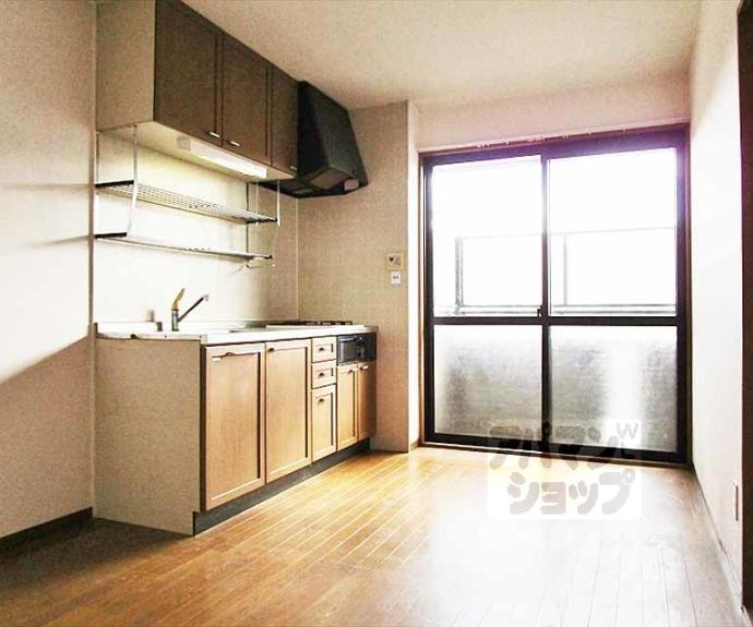 【ハイカムールイーストパディー】間取