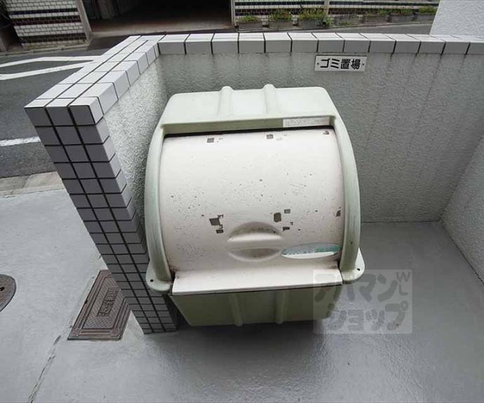 【ＨＴロイヤルハウス北白川】間取