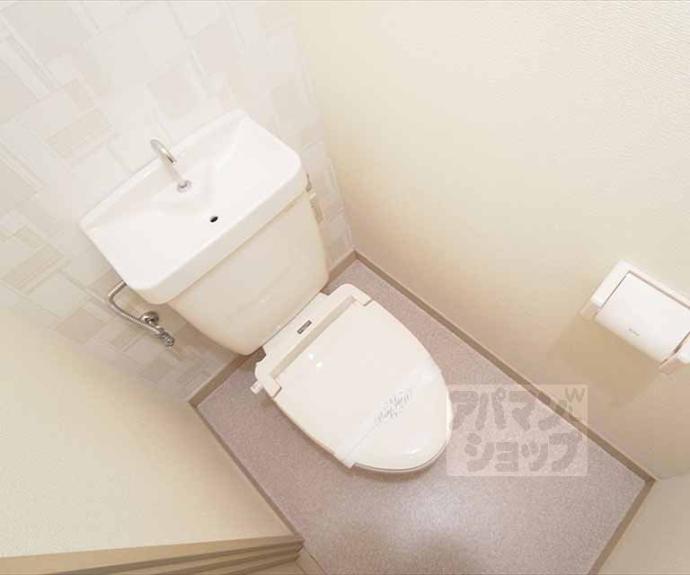 【ＨＴロイヤルハウス北白川】間取