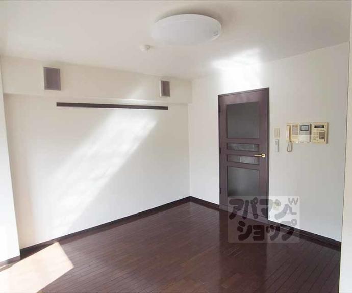 【リバティ東大路】間取