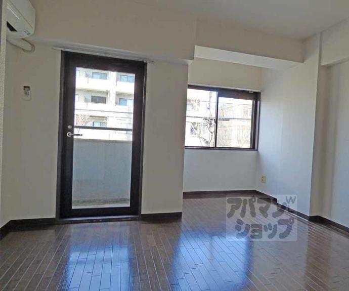 【リバティ東大路】間取