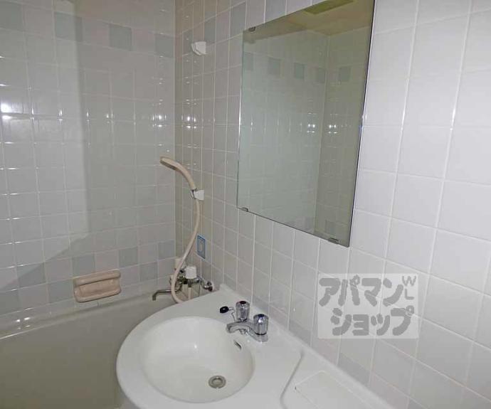 【リバティ東大路】間取