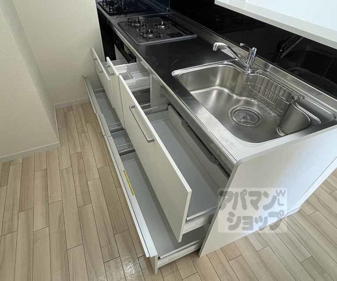 【イヌイ星の子ハイツ】