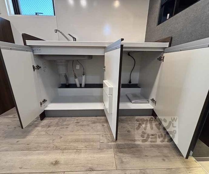 【ＤＥＴＯＭ－１烏丸一条】