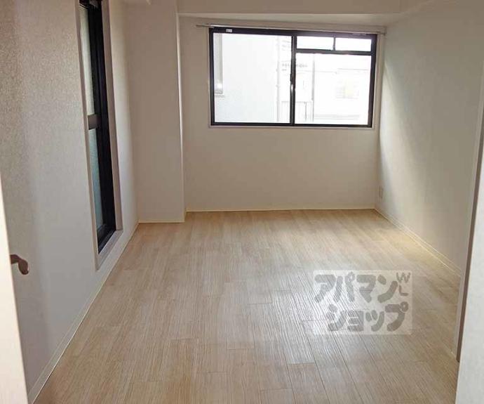 【八条町マンション】間取