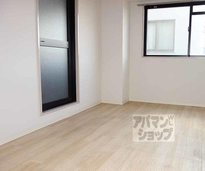 【八条町マンション】間取