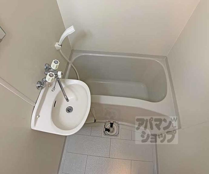 【ＳＡＫＩＺＯ　ＶＩＬＬＡ甘露町】間取