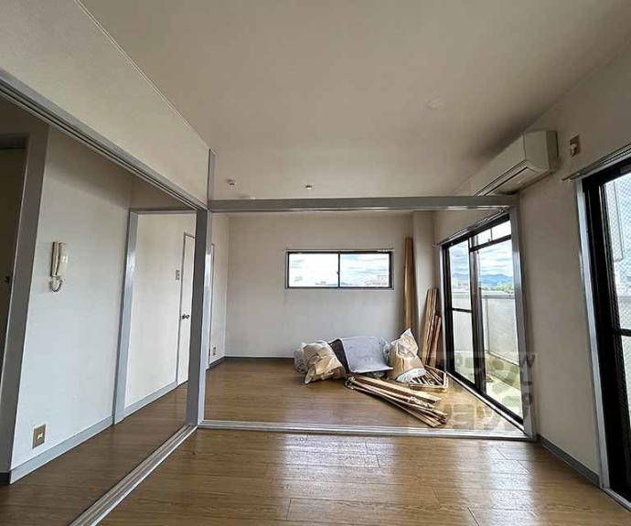 【ＳＡＫＩＺＯ　ＶＩＬＬＡ甘露町】間取