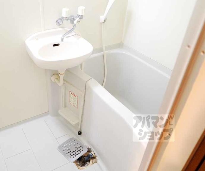 【エレガンス御所北】間取