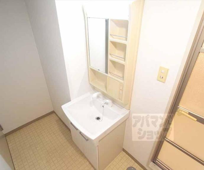 【上阿達谷口マンション】間取