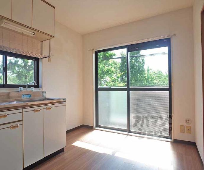 【上阿達谷口マンション】間取