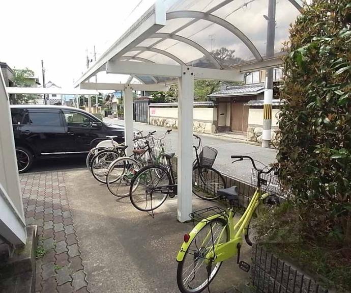 【ノースウッドハウス】間取