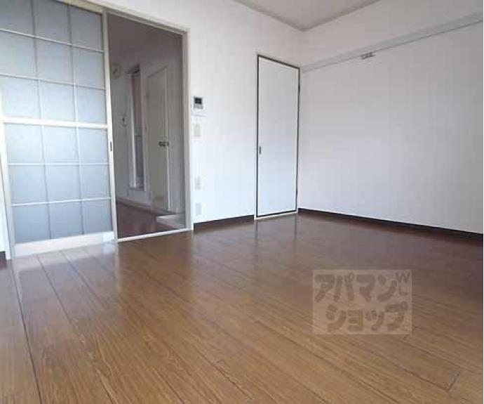 【ノースウッドハウス】間取