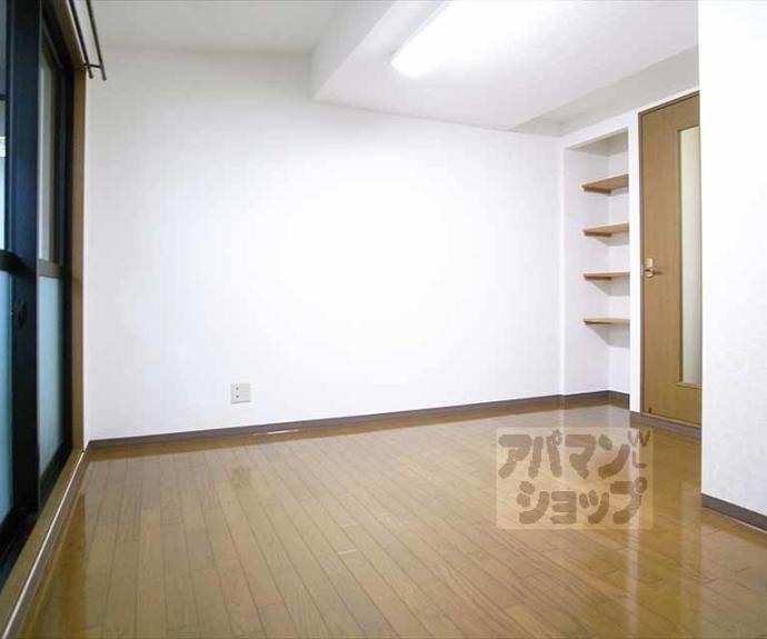 【ラトゥール牧眞Ⅱ】間取