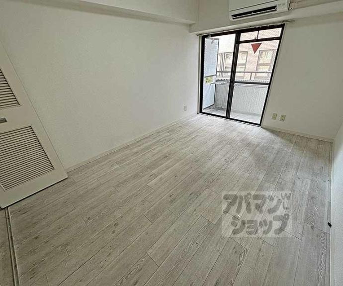 【ＳＨＩＣＡＴＡ　ＡＶＥＮＩＲ　ＢＬＤＧ】間取