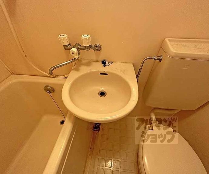 【ＳＨＩＣＡＴＡ　ＡＶＥＮＩＲ　ＢＬＤＧ】間取