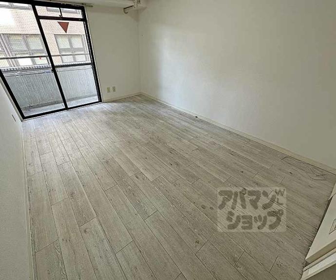 【ＳＨＩＣＡＴＡ　ＡＶＥＮＩＲ　ＢＬＤＧ】間取