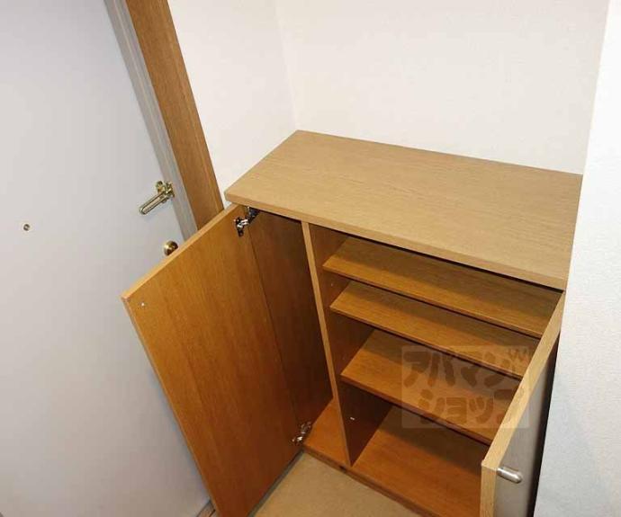 【ＴＡＭＳ　ＣＯＵＲＴ】間取