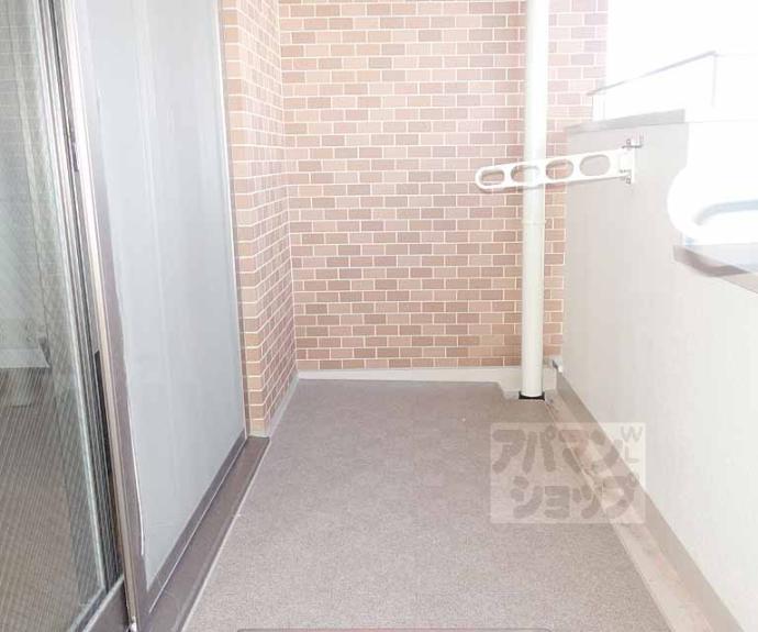 【ＴＡＭＳ　ＣＯＵＲＴ】間取