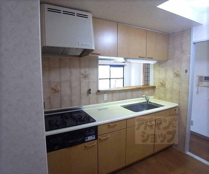 【ヴェルドール御所】間取