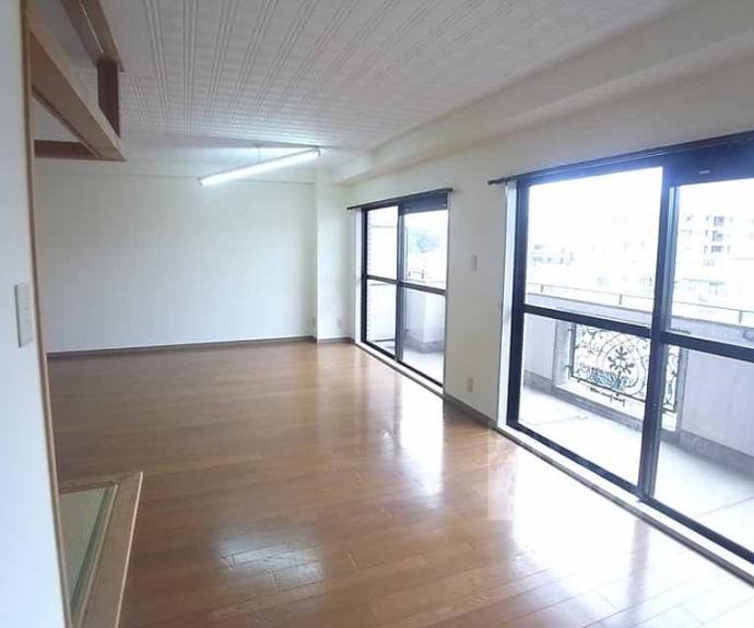 【ヴェルドール御所】間取