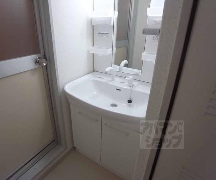 【ヴェルドール御所】間取