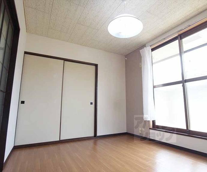 【ラトゥール岩倉南】