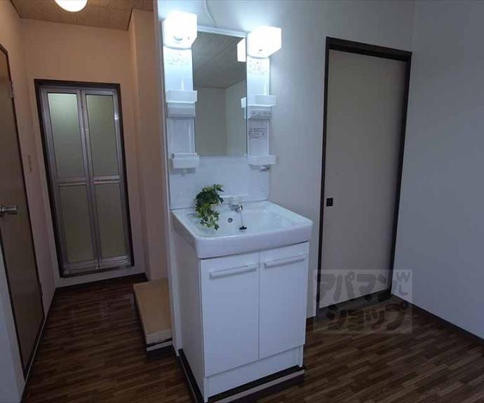 【ラトゥール岩倉南】