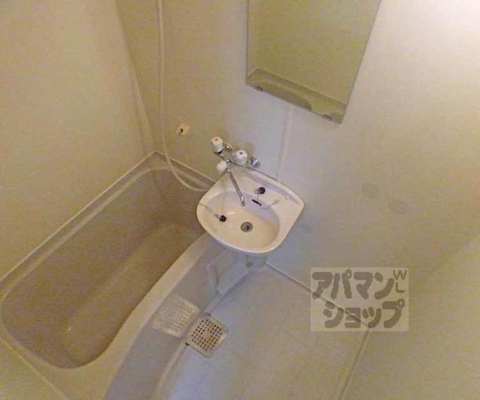 【ヴェルメゾン今出川】間取