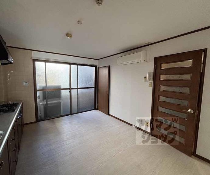 【レジデンスレビー】