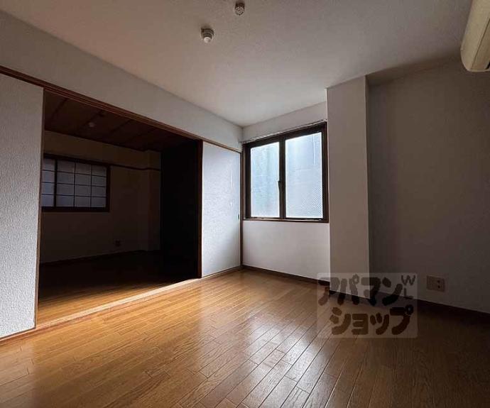 【レジデンスレビー】