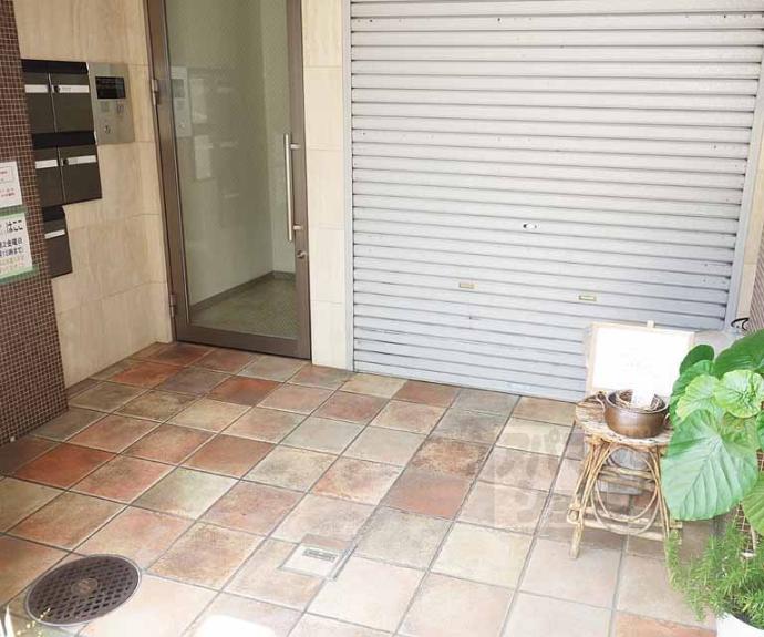 【ＥＡＲＴＨ　ＣＯＵＲＴ　清水】間取