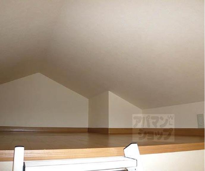 【ＥＡＲＴＨ　ＣＯＵＲＴ　清水】間取