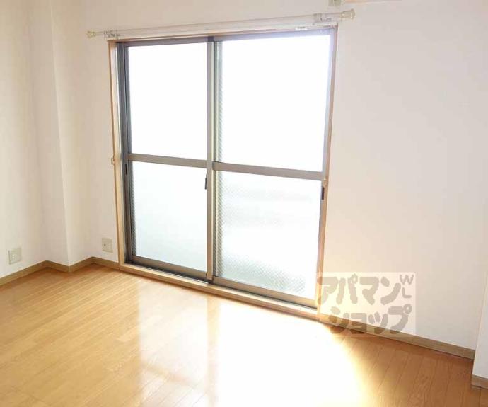 【ＥＡＲＴＨ　ＣＯＵＲＴ　清水】間取