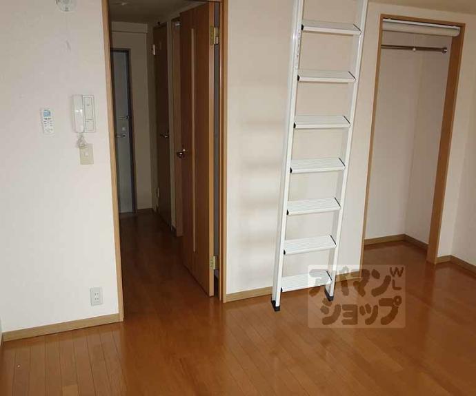 【ＥＡＲＴＨ　ＣＯＵＲＴ　清水】間取