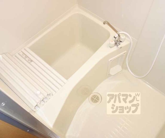 【ＥＡＲＴＨ　ＣＯＵＲＴ　清水】間取